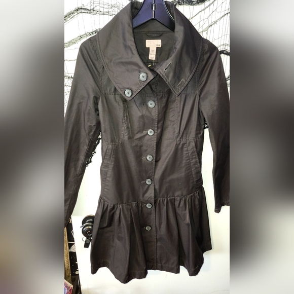 Elegant Black Women's Coat - Picture 3 of 7